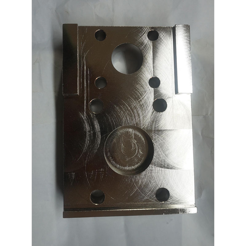 铁件光亮化学镀镍